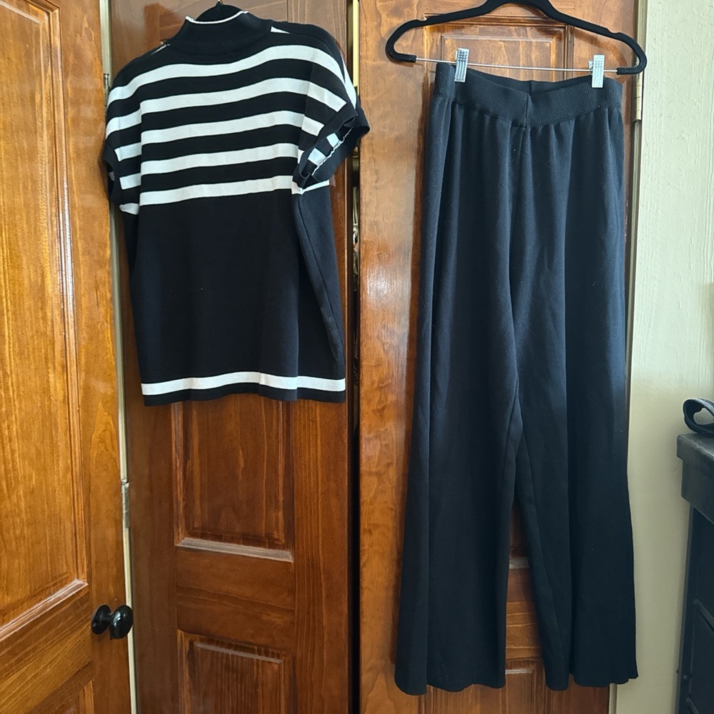 Black Women's Pants